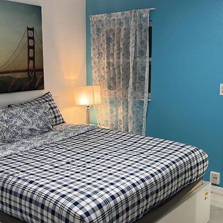 Beautiful, Fully Furnished 4Bed 2Bath House - 5 Minute Walk To Miracle Mile Downtown Coral Gables Villa Miami Dış mekan fotoğraf