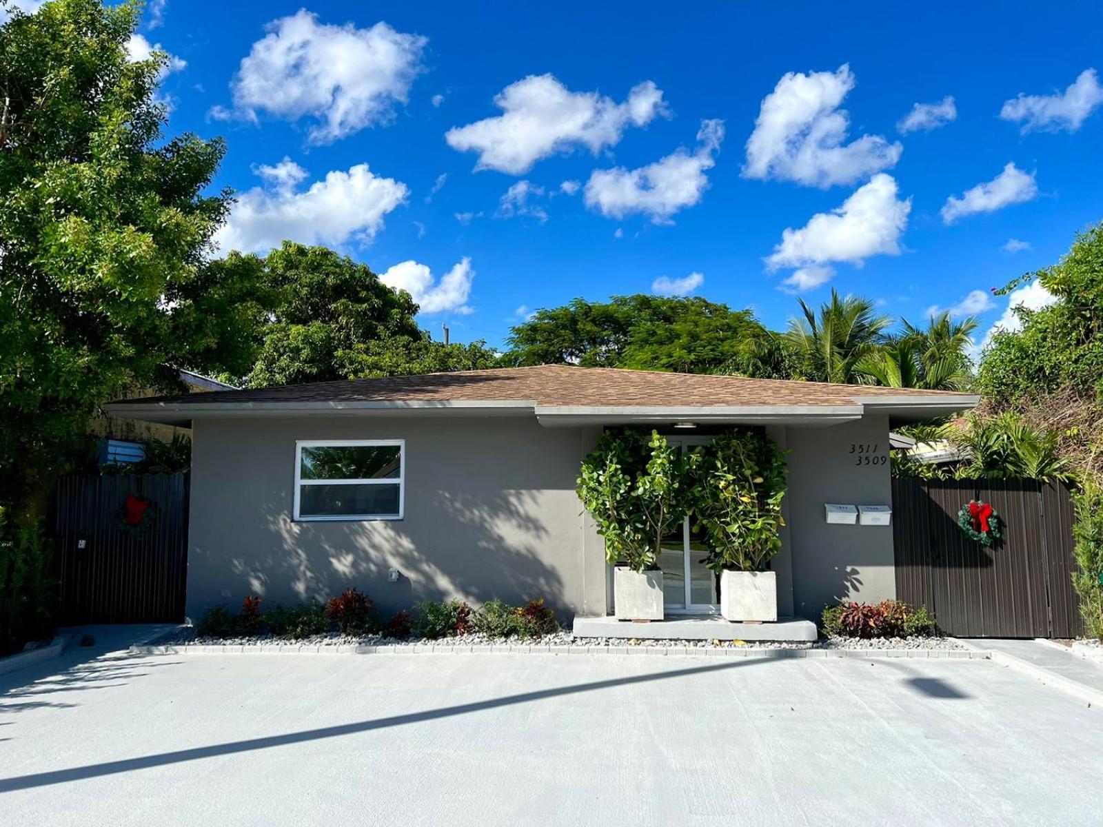 Beautiful, Fully Furnished 4Bed 2Bath House - 5 Minute Walk To Miracle Mile Downtown Coral Gables Villa Miami Dış mekan fotoğraf