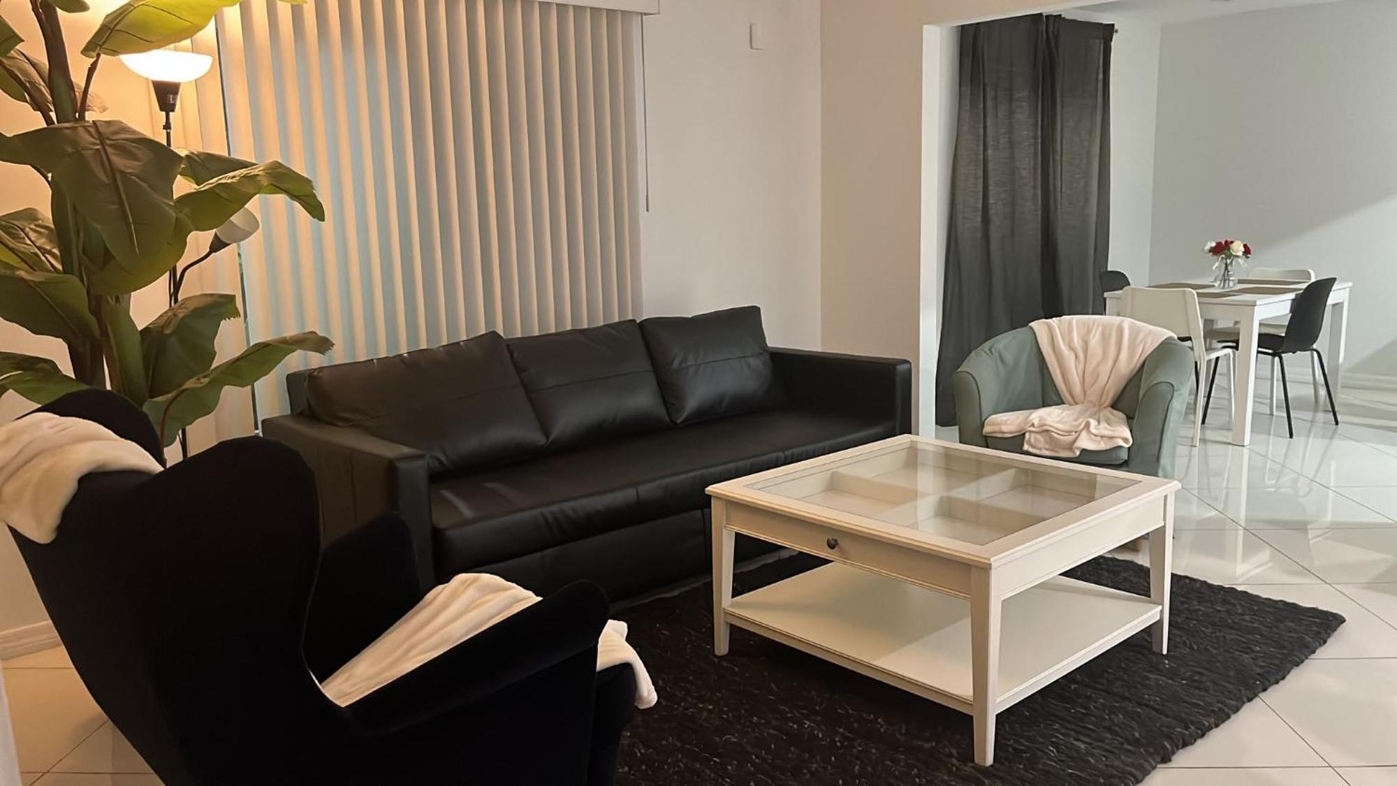 Beautiful, Fully Furnished 4Bed 2Bath House - 5 Minute Walk To Miracle Mile Downtown Coral Gables Villa Miami Dış mekan fotoğraf
